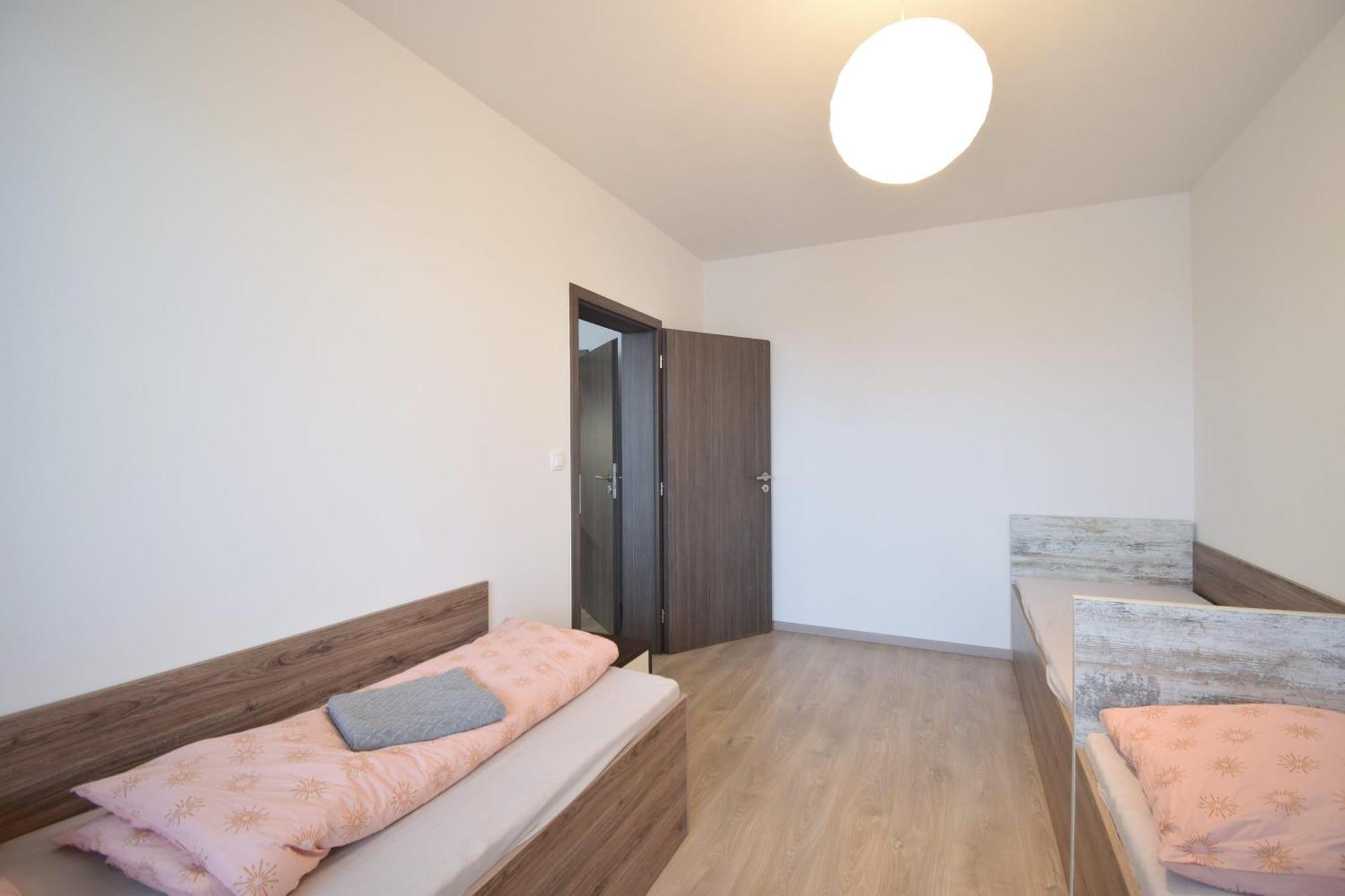Apartman Zlatovska 22B Trenčín エクステリア 写真